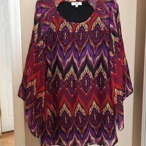 Beautiful knee length Umgee dress!  Never worn!!